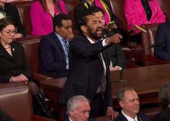 Democratic Rep. Al Green thrown out of Trump’s address to Congress Democratic Rep. Al Green thrown out of Trump’s address to Congress
