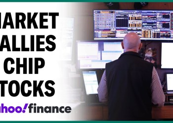 Chip stocks fuel market gains after AMD’s beat on chip sales Chip stocks fuel market gains after AMD’s beat on chip sales