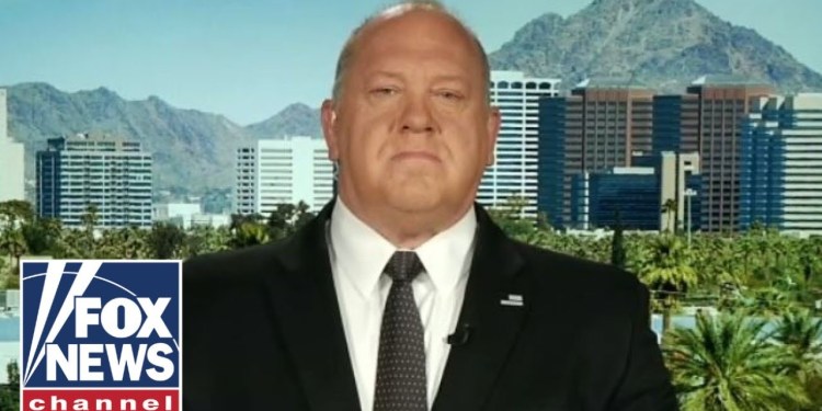 Trump’s ‘border czar’ sends fiery warning to Dems: ‘Get the hell out of the way’ Trump’s ‘border czar’ sends fiery warning to Dems: ‘Get the hell out of the way’