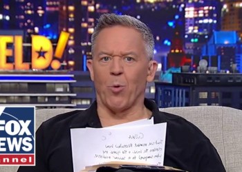 Even a brainwashed audience knows, CNN blows: Gutfeld Even a brainwashed audience knows, CNN blows: Gutfeld