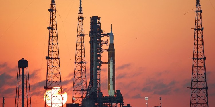 NASA Prepares for Artemis II for Moon Flyby Mission NASA Prepares for Artemis II for Moon Flyby Mission