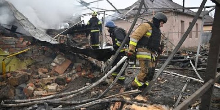 Russia Launches Massive Christmas Day Strike on Ukraine Russia Launches Massive Christmas Day Strike on Ukraine