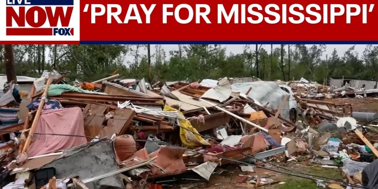 Tornadoes rip through Mississippi, damage hundreds of homes Tornadoes rip through Mississippi, damage hundreds of homes