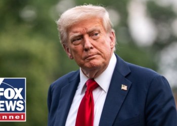 Trump threatens 100% tariffs on Russia after major NATO weapons announcement Trump threatens 100% tariffs on Russia after major NATO weapons announcement