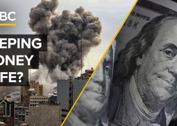 How To Keep Your Money Safe During Economic Uncertainty How To Keep Your Money Safe During Economic Uncertainty