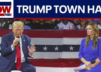 WATCH: Trump, Sarah Huckabee Sanders hold town hall in Michigan | LiveNOW from FOX WATCH: Trump, Sarah Huckabee Sanders hold town hall in Michigan | LiveNOW from FOX
