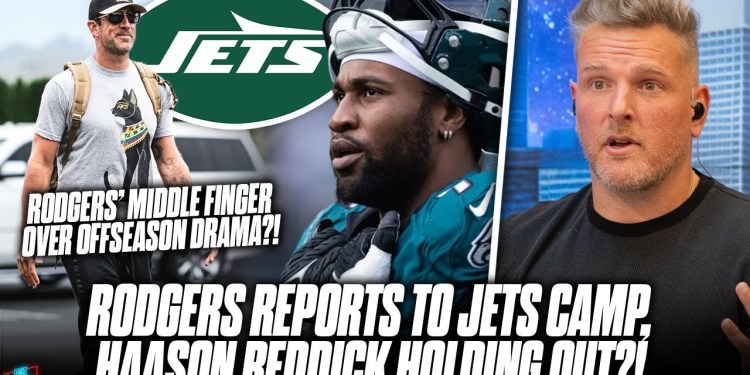 Aaron Rodgers Appears At Training Camp With Subtle Middle Finger To Everyone… | Pat McAfee Reacts Aaron Rodgers Appears At Training Camp With Subtle Middle Finger To Everyone… | Pat McAfee Reacts