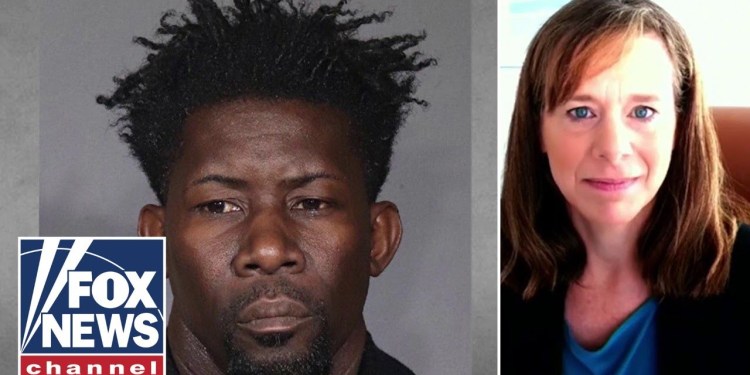 ‘JAW-DROPPING’: Mother SLAMS school board after superintendent’s arrest ‘JAW-DROPPING’: Mother SLAMS school board after superintendent’s arrest