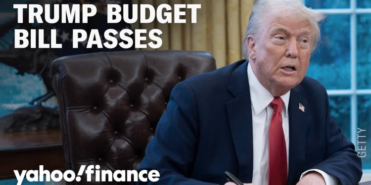 Trump budget bill passes, paving way for tax cuts Trump budget bill passes, paving way for tax cuts