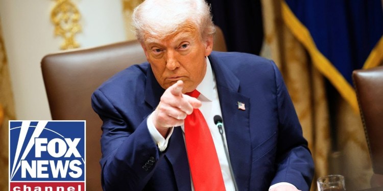 Trump issues fresh WARNING to Hamas after returning from Middle East Trump issues fresh WARNING to Hamas after returning from Middle East