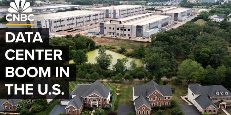 How Data Centers Became Hot Real Estate Investments How Data Centers Became Hot Real Estate Investments