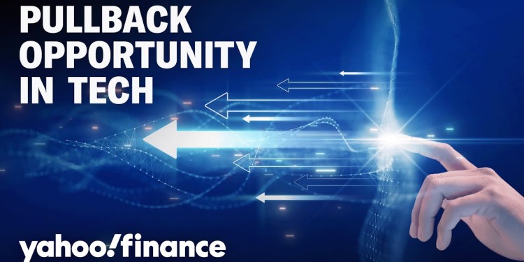 Small-cap stocks and Big tech: A winning diversification pair Small-cap stocks and Big tech: A winning diversification pair