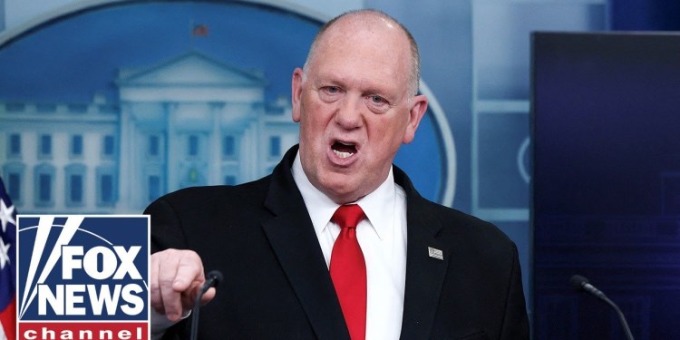 Homan eviscerates MSNBC host in FIERY clash: This is the ‘bottom line’ Homan eviscerates MSNBC host in FIERY clash: This is the ‘bottom line’