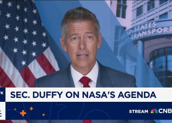 Transportation Secretary Sean Duffy: SpaceX is behind Artemis III timeline Transportation Secretary Sean Duffy: SpaceX is behind Artemis III timeline