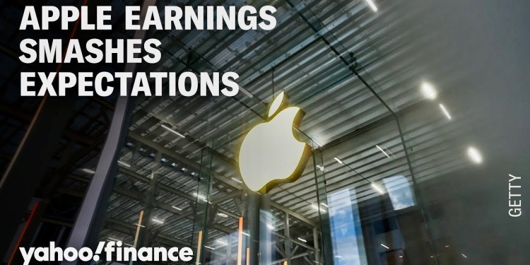 Apple beats Wall Street expectations with top and bottom line beats, record iPhone revenue Apple beats Wall Street expectations with top and bottom line beats, record iPhone revenue