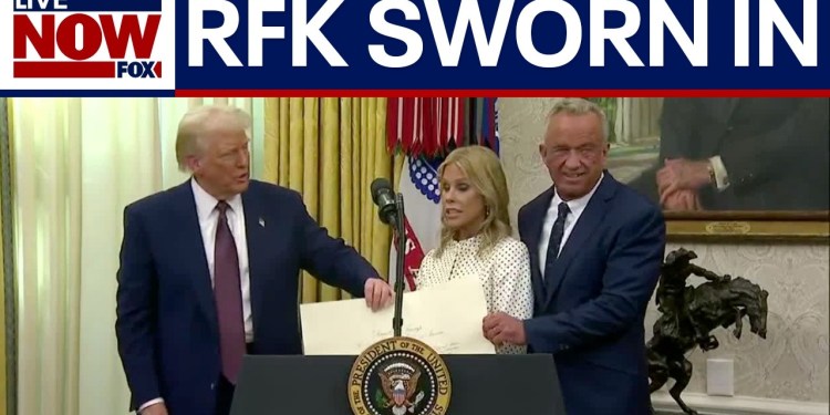 WATCH: RFK Jr w/ wife Cheryl Hines & President Trump in Oval Office swearing in WATCH: RFK Jr w/ wife Cheryl Hines & President Trump in Oval Office swearing in