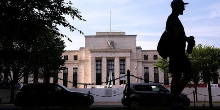 Fed Would Be ‘Crazy’ to Cut Rates in July, Mizuho’s Ricchiuto Says Fed Would Be ‘Crazy’ to Cut Rates in July, Mizuho’s Ricchiuto Says