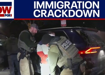 Border crisis: ICE arrests on the rise after weekend raids across US | LiveNOW from FOX Border crisis: ICE arrests on the rise after weekend raids across US | LiveNOW from FOX