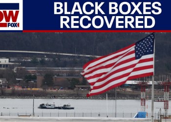 DC plane crash: NTSB recovers voice, data recorders | LiveNOW from FOX DC plane crash: NTSB recovers voice, data recorders | LiveNOW from FOX
