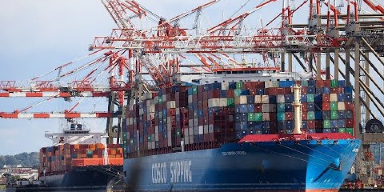 US Trade Deficit Shrank in August on Decline in Imports US Trade Deficit Shrank in August on Decline in Imports