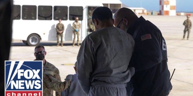 BREAKING: New photos of criminal migrants landing in Guantanamo Bay BREAKING: New photos of criminal migrants landing in Guantanamo Bay