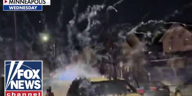 ICE agent ‘ambushed,’ ATTACKED with a shovel before shooting a man in the leg ICE agent ‘ambushed,’ ATTACKED with a shovel before shooting a man in the leg