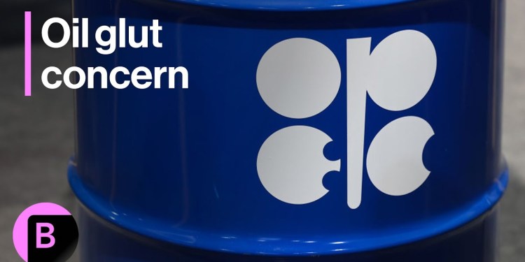 Oil Prices Fall on Fears of OPEC+ Supply Boost, US Slowdown Oil Prices Fall on Fears of OPEC+ Supply Boost, US Slowdown