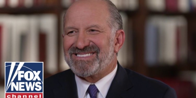 GREEN TO GOLD: Trump commerce secretary talks new visa plan for millionaires GREEN TO GOLD: Trump commerce secretary talks new visa plan for millionaires