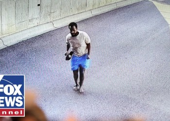 Fugitive bolts down sidewalk as agents close in on alleged Medicaid fraud Fugitive bolts down sidewalk as agents close in on alleged Medicaid fraud