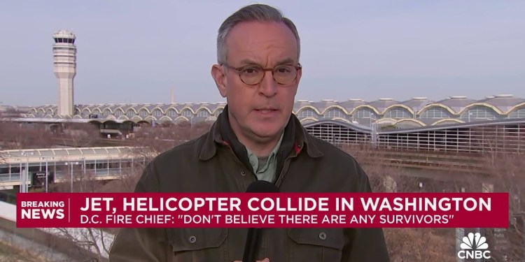 Control tower audio from moments after DC plane crash Control tower audio from moments after DC plane crash