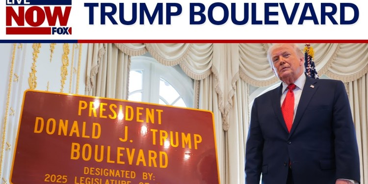 Trump Boulevard: Florida street now bears president’s name Trump Boulevard: Florida street now bears president’s name