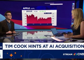 Apple CEO Tim Cook to staff: AI is ‘ours to grab’ Apple CEO Tim Cook to staff: AI is ‘ours to grab’