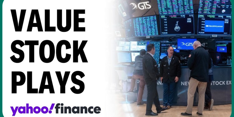 Why investors should consider value stock plays: Burns McKinney, NFJ Investment Group Why investors should consider value stock plays: Burns McKinney, NFJ Investment Group