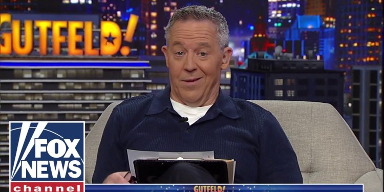 Gutfeld: I’m giving Trump an award… Gutfeld: I’m giving Trump an award…