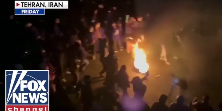 JUST IN: At least 116 dead in Iran as US reportedly weighs ‘large scale’ strike JUST IN: At least 116 dead in Iran as US reportedly weighs ‘large scale’ strike