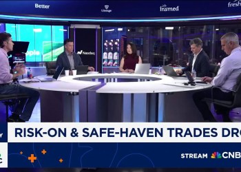 ‘Fast Money’ traders talk navigating mixed messages coming out of the market ‘Fast Money’ traders talk navigating mixed messages coming out of the market
