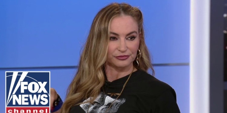 Drea de Matteo: Why would celebrities like Taylor Swift vote for ‘war and chaos’? Drea de Matteo: Why would celebrities like Taylor Swift vote for ‘war and chaos’?