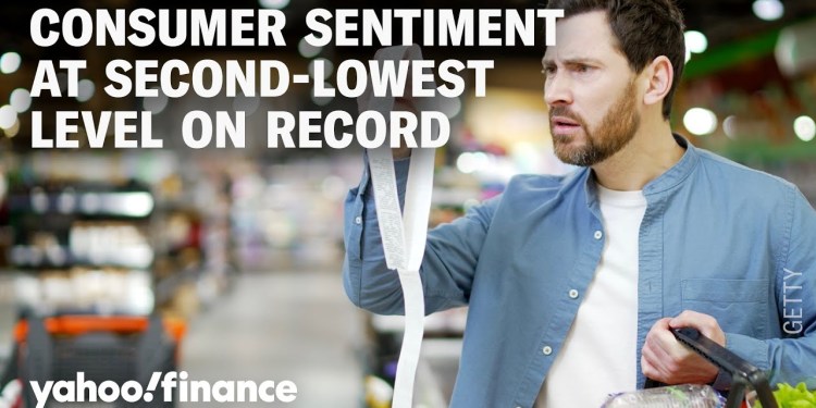 Economist explains the disconnect between falling consumer sentiment and spending Economist explains the disconnect between falling consumer sentiment and spending