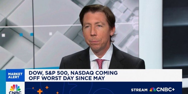 Lean into long-term secular trends not impacted by near-term uncertainty: Raymond James’ Orton Lean into long-term secular trends not impacted by near-term uncertainty: Raymond James’ Orton
