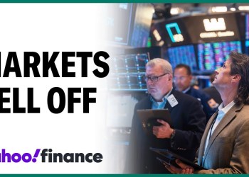 Sell-off similar to Black Monday in 1987, but it should pass: Yardeni Sell-off similar to Black Monday in 1987, but it should pass: Yardeni