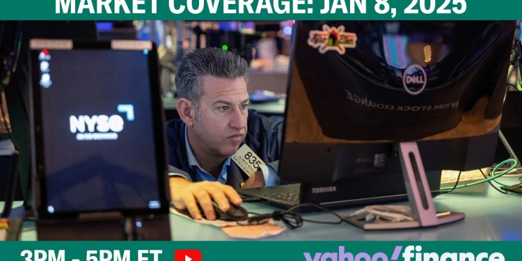 Dow, S&P 500 edge higher with Trump tariffs, jobs report in focus Dow, S&P 500 edge higher with Trump tariffs, jobs report in focus