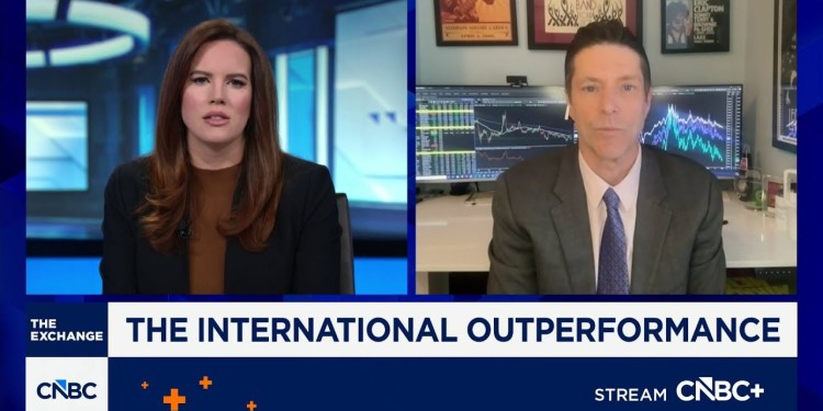 International markets to rally in 2026, says ‘Fast Money’ trader Tim Seymour International markets to rally in 2026, says ‘Fast Money’ trader Tim Seymour