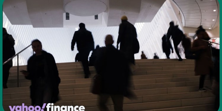 70% of US workers are bracing for job cuts. Here’s why 70% of US workers are bracing for job cuts. Here’s why