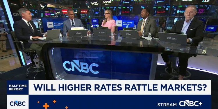 How investors can manage portfolios as interest rates rise How investors can manage portfolios as interest rates rise