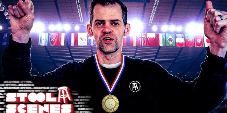 Klemmer Defeats Mintzy In Epic Showdown | Stool Scenes Klemmer Defeats Mintzy In Epic Showdown | Stool Scenes