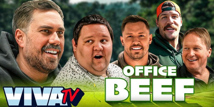 Barstool Employees Start 2025 With Beef | VIVA TV Barstool Employees Start 2025 With Beef | VIVA TV
