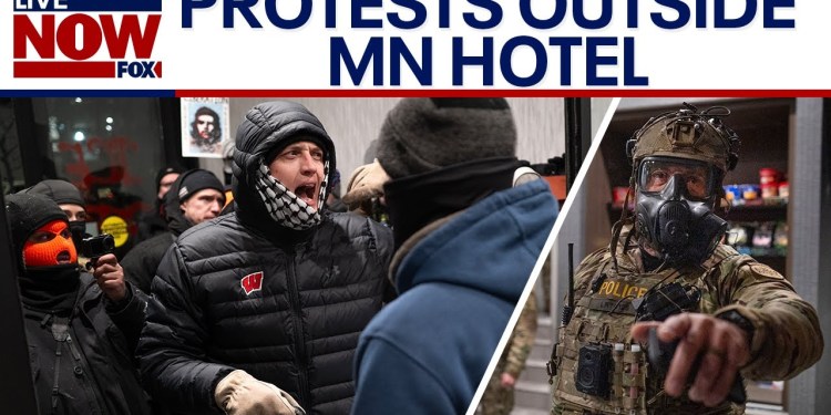 WATCH: Anti-ICE protesters target hotel where agents were allegedly staying WATCH: Anti-ICE protesters target hotel where agents were allegedly staying