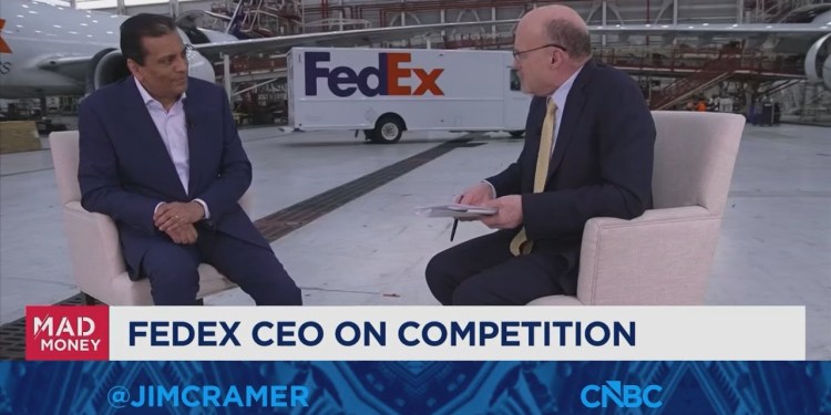 FedEx CEO responds to Amazon Supply Chain Services announcement FedEx CEO responds to Amazon Supply Chain Services announcement