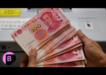 China Capitulates as Dollar Keeps Rising | Markets in 3 Minutes China Capitulates as Dollar Keeps Rising | Markets in 3 Minutes