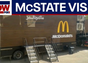 Trump mobile McDonalds: Saudi Arabia rolls out fast food on wheels | LiveNOW from FOX Trump mobile McDonalds: Saudi Arabia rolls out fast food on wheels | LiveNOW from FOX